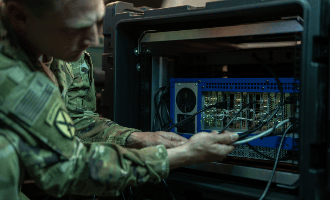 Vous souhaitez acheter un rack 19 pouces ? Tout ce que vous devez savoir sur les dimensions, la profondeur et la compatibilité