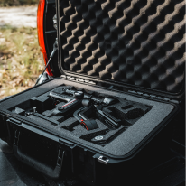 Mallette SKB avec intérieur en mousse cubique pour accessoires d'appareil photo