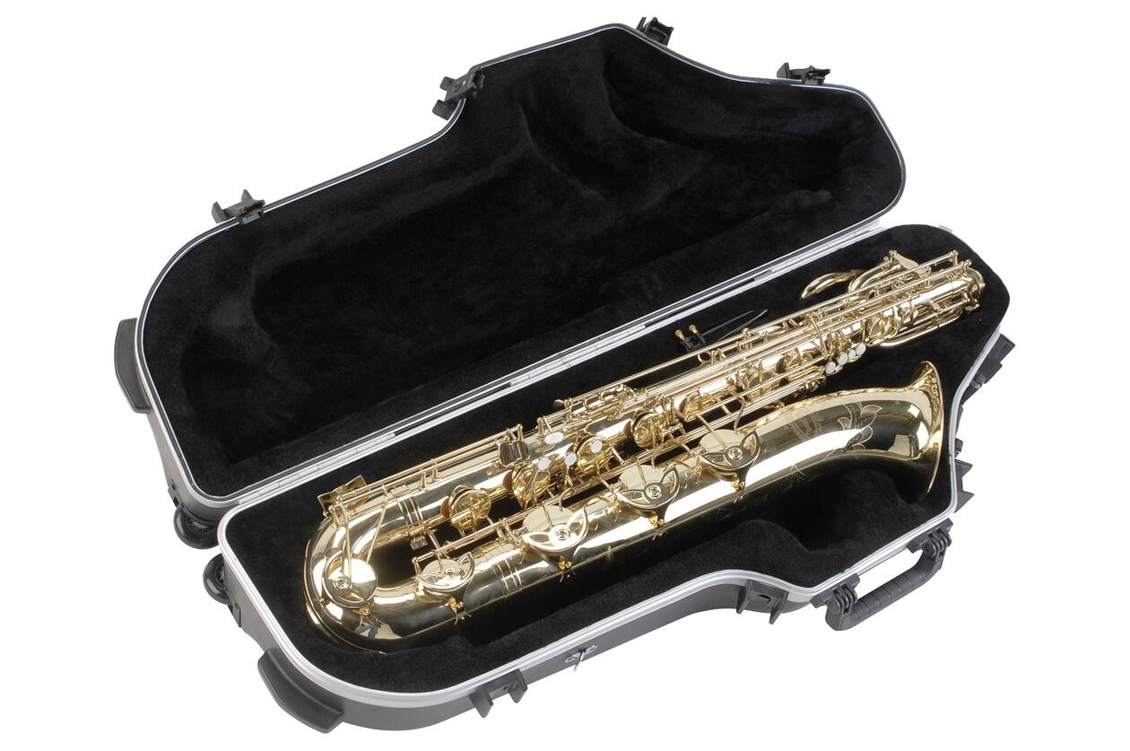 SKB - Valise Contouré Pro Universel pour Saxophone Baryton - avec Roulettes
