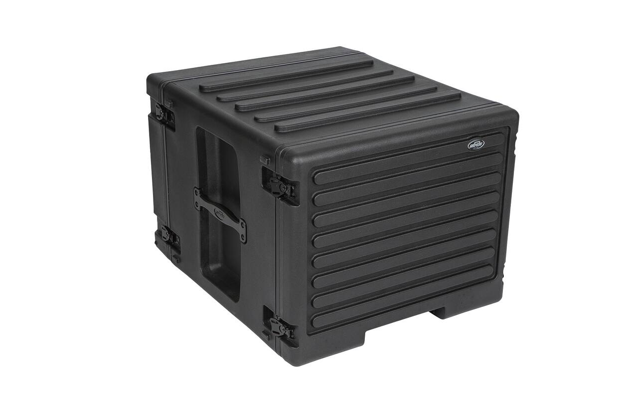 SKB - rSeries - Rack Rotomoulé 8U - avec Roulettes