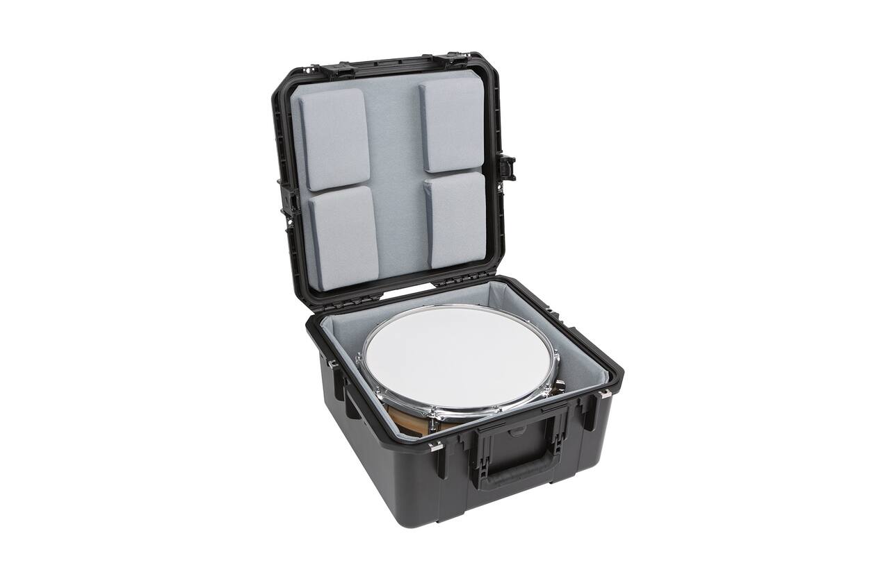 SKB - iSeries 3i-1717-10 - Valise étanche - Noir - Compartiment pour caisse claire simple avec doublure rembourrée et mousse doublée de Nylex