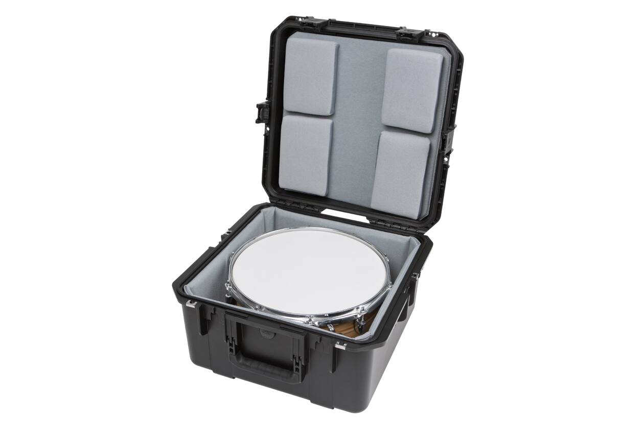 SKB - iSeries 3i-1717-10 - Valise étanche - Noir - Compartiment pour caisse claire simple avec doublure rembourrée et mousse doublée de Nylex