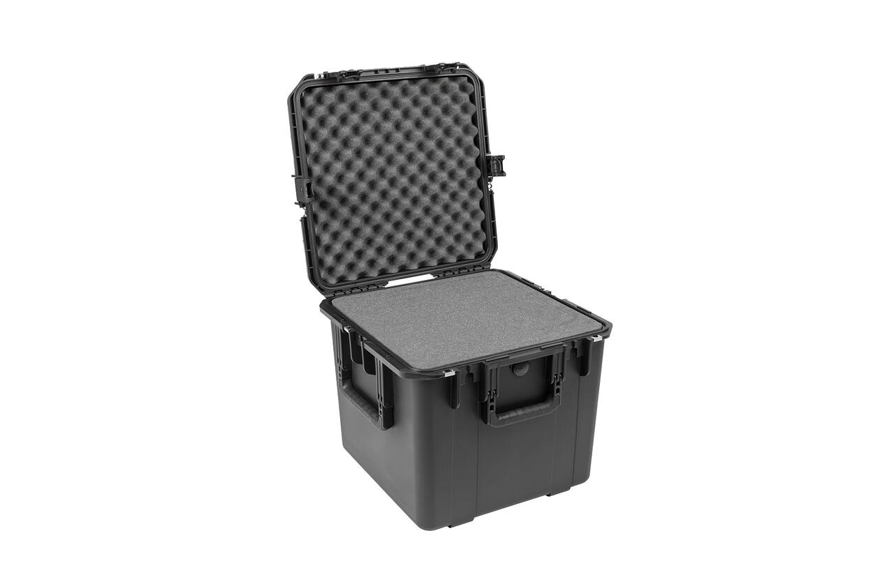 SKB - iSeries 1717-16 - Valise Étanche - Noire - Mousse Cubique