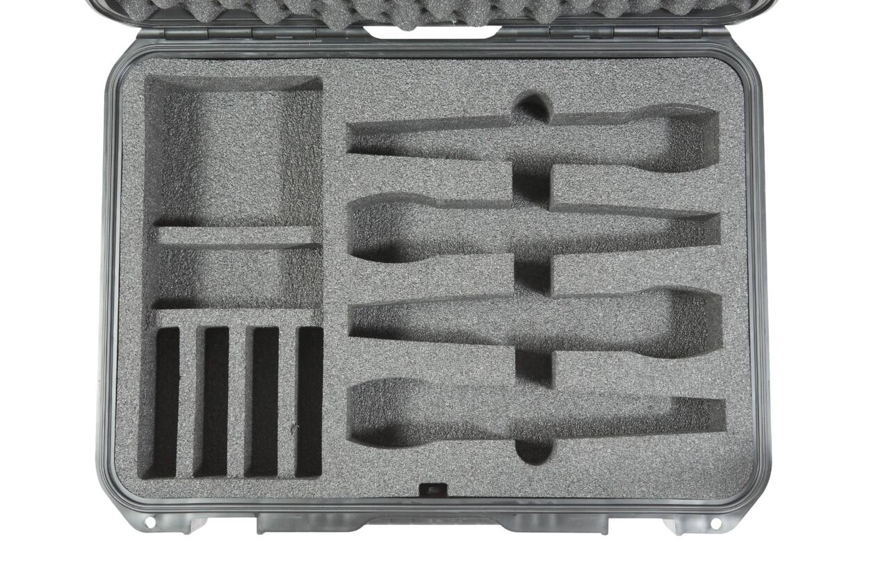 SKB - iSeries 1813-5 - Valise Étanche - Noire - Compartiment pour Quatre Microphones Sans Fil