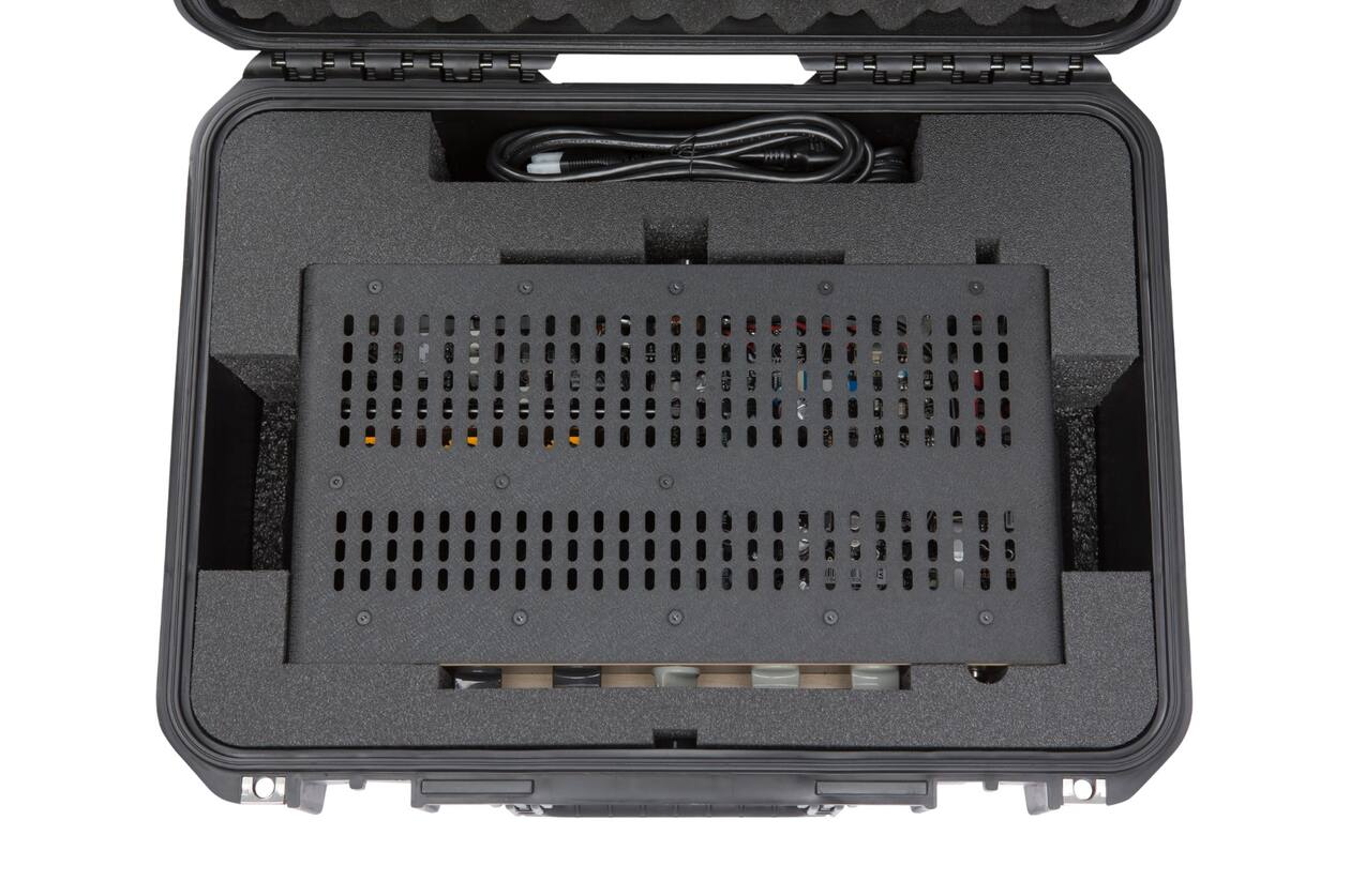 SKB - iSeries 1813-7 - Valise Étanche - Compartiment UA OX Amp Top Box