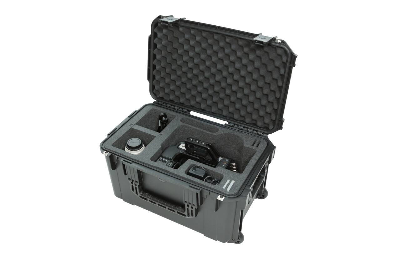 SKB - iSeries 3i-2213-12 - Valise Étanche - Noire - Compartiment BlackMagic URSA Mini Camera