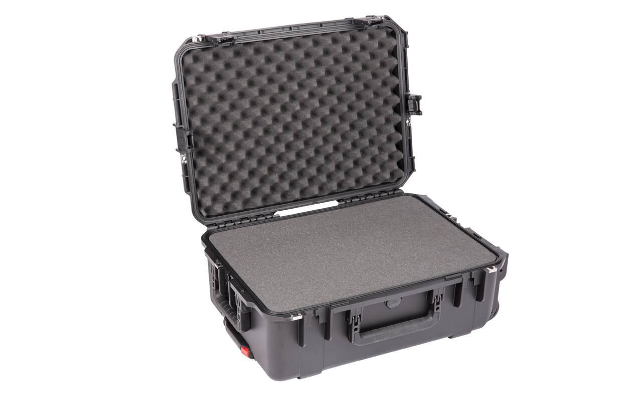 SKB - iSeries 2215-8 - Valise Étanche - Noire - Mousse Cubique