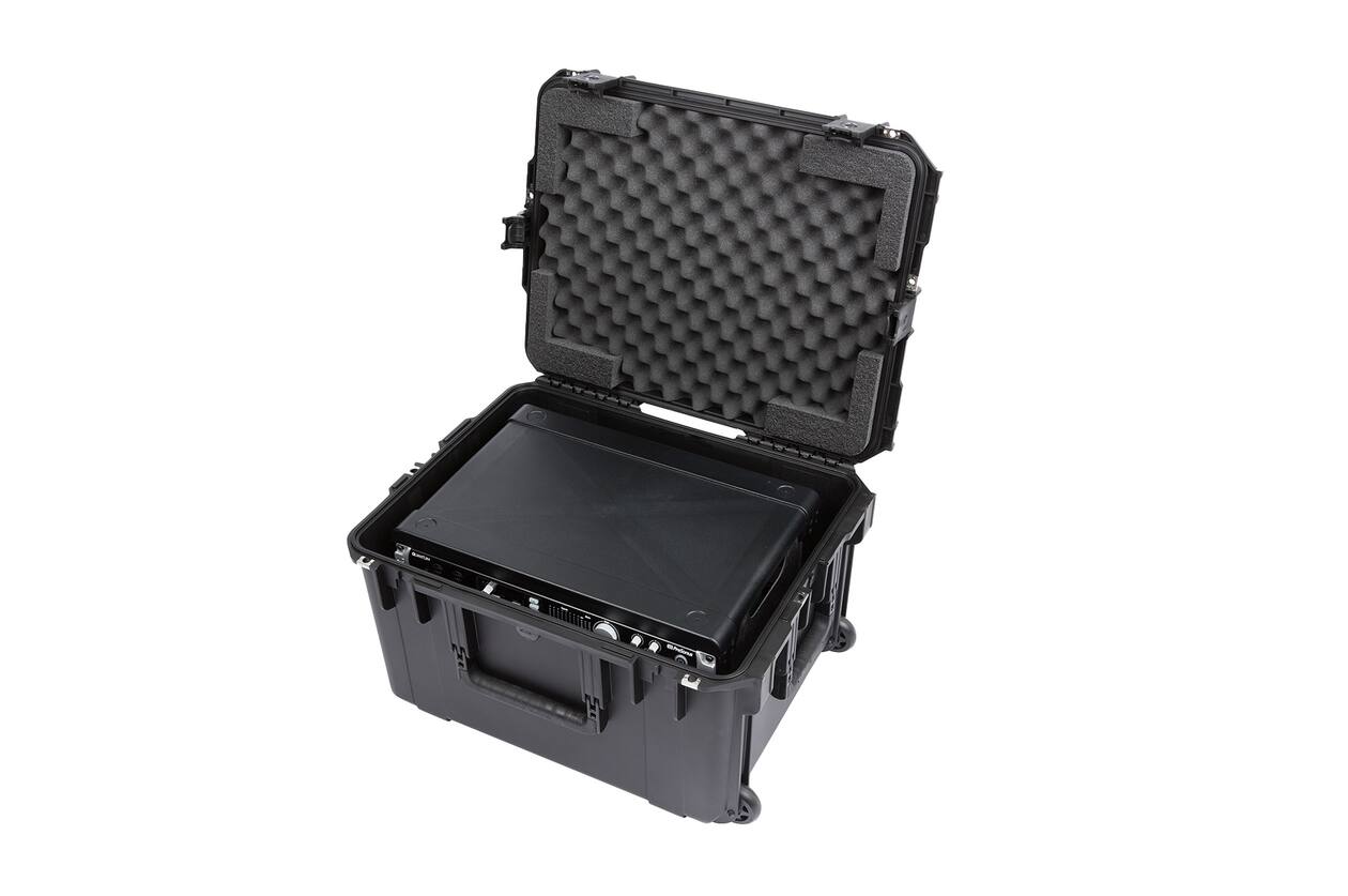 SKB - iSeries 2217-12 - Valise Étanche - Noire - Rack Amovible 4U Profond