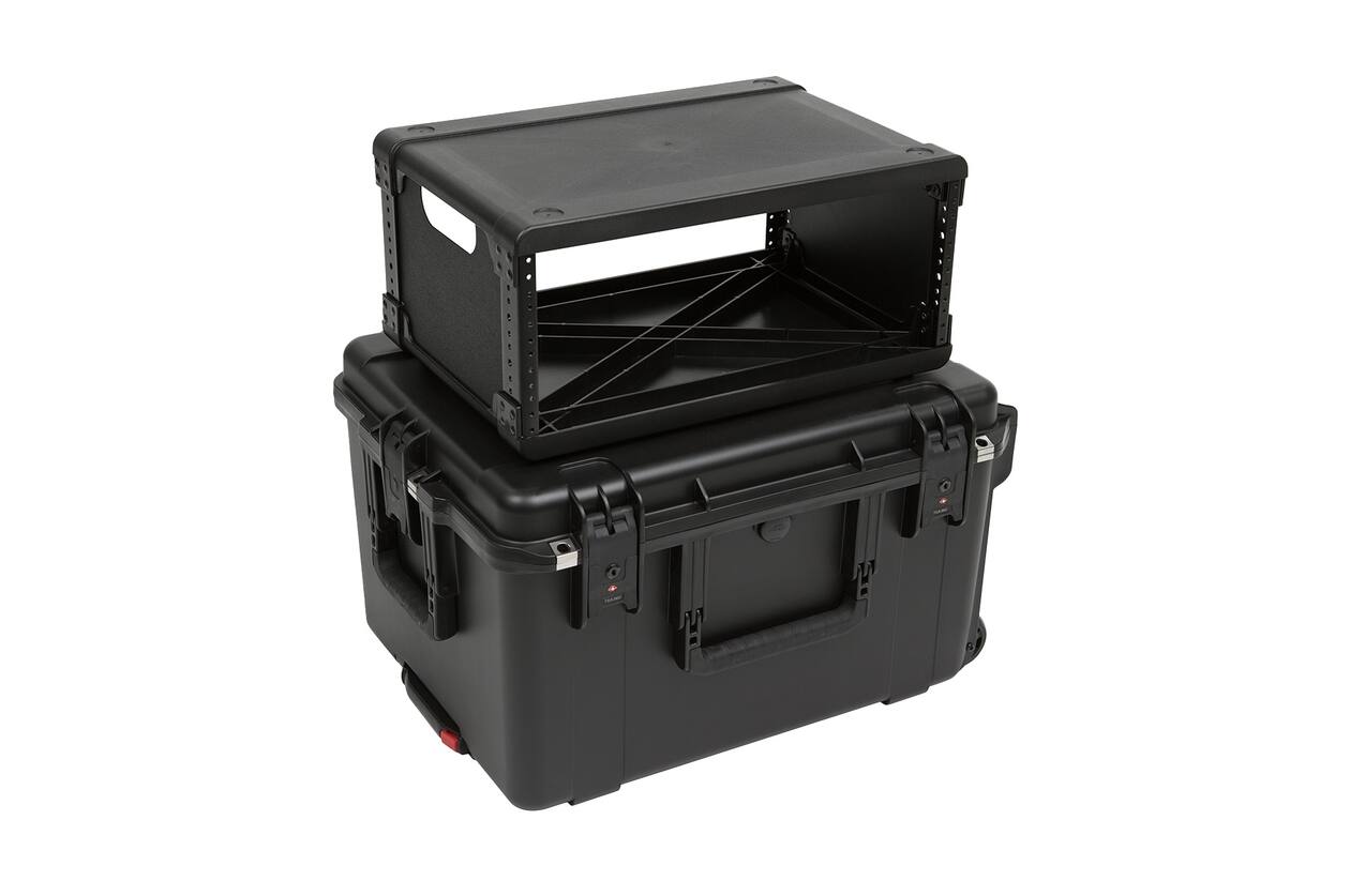 SKB - iSeries 2217-12 - Valise Étanche - Noire - Rack Amovible 4U Profond