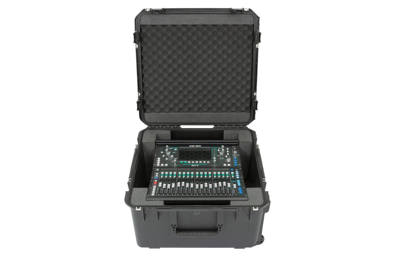 SKB - iSeries 3i-2222-12 - Valise étanche - Noir - Compartiment pour table de mixage Allen & Heath SQ5