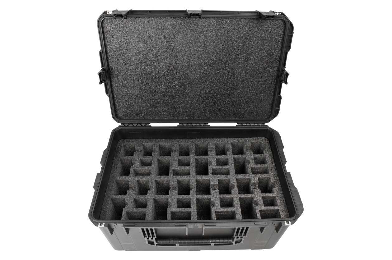 SKB - iSeries - Valise pour huit radios Motorola APX8000