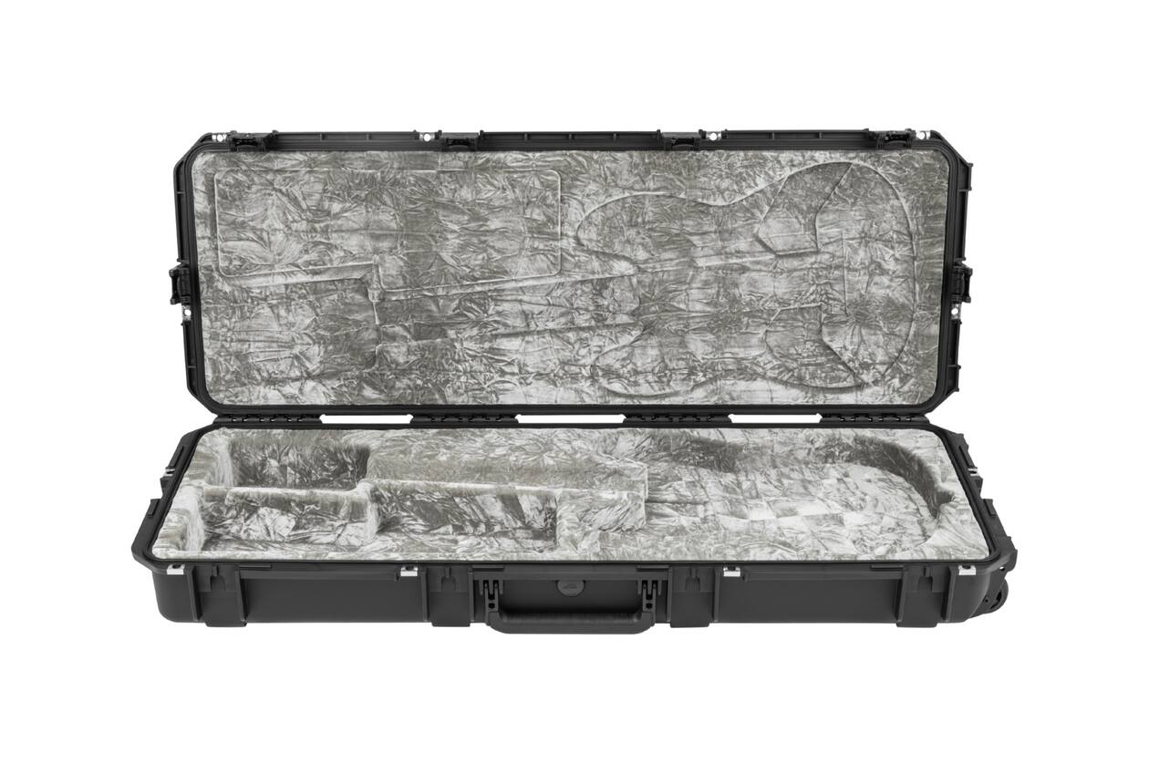 SKB - iSeries 4214-6 - Valise Étanche - Noire - Compartiment Guitare Strat/Tele
