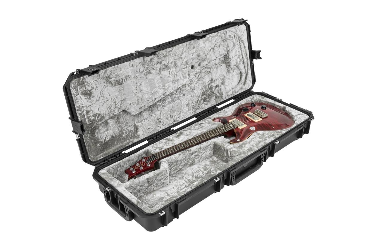 SKB - iSeries 4214 - Valise Étanche - Noire - Compartiment Guitare PRS