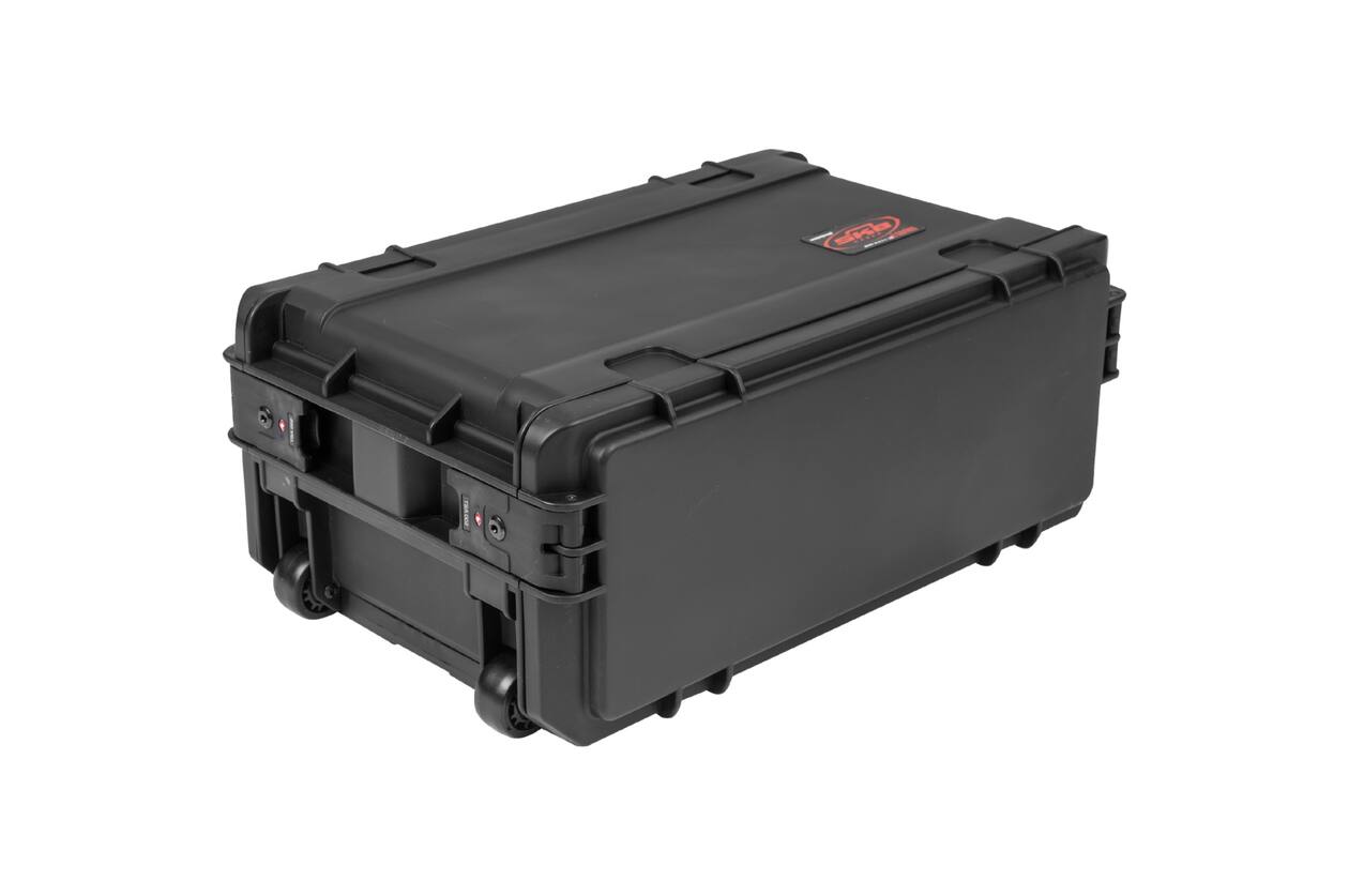 SKB - Rack moulé par injection 4U - 28 cm de profondeur - avec roulettes et poignée