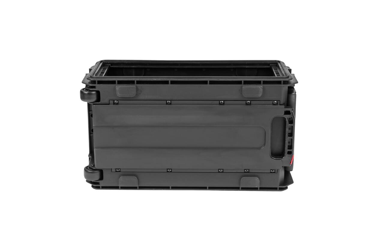 SKB - Rack moulé par injection 4U - 28 cm de profondeur - avec roulettes et poignée