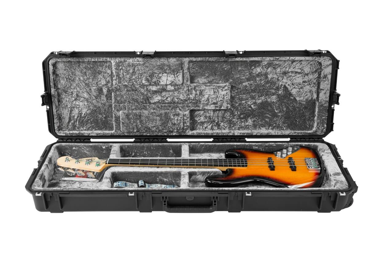 SKB - iSeries 5014-6 - Valise Étanche - Noire - Compartiment Guitare Basse Électrique Open Cavity