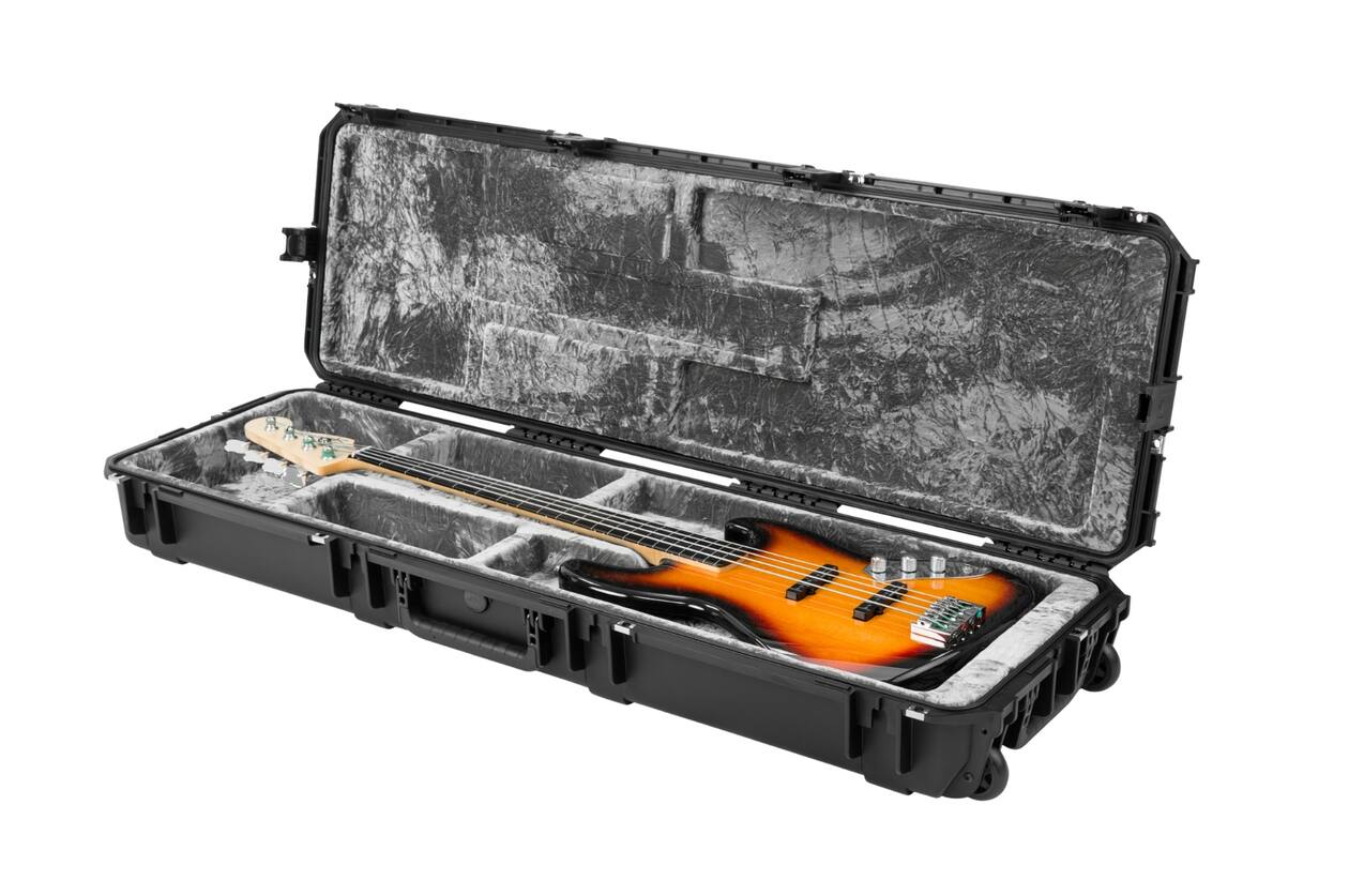 SKB - iSeries 5014-6 - Valise Étanche - Noire - Compartiment Guitare Basse Électrique Open Cavity