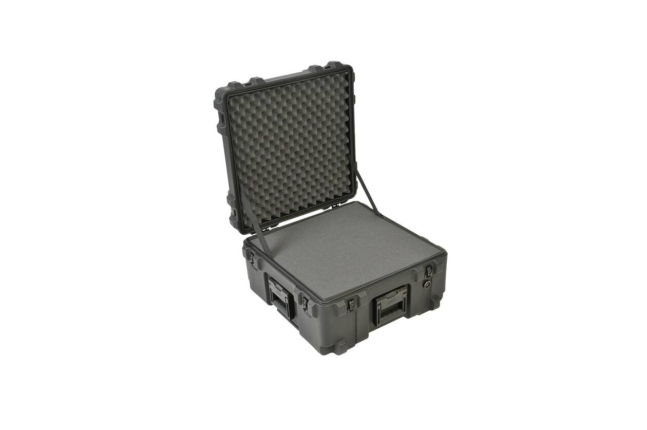 SKB - rSeries 3R-2222-12 - Valise étanche - Noir - Mousse Cubique - avec roulettes