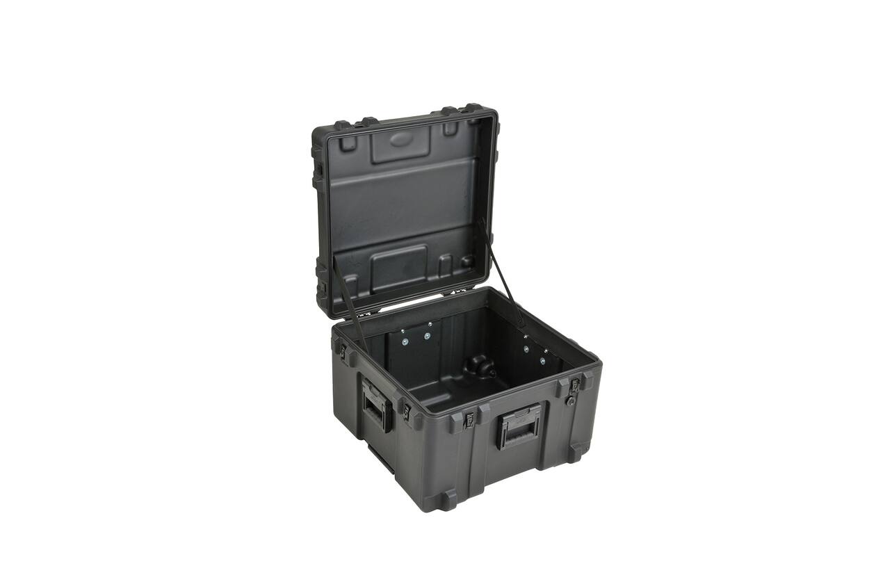 SKB - rSeries 2423-17 - Valise Étanche - Noire - avec Roulettes - Vide