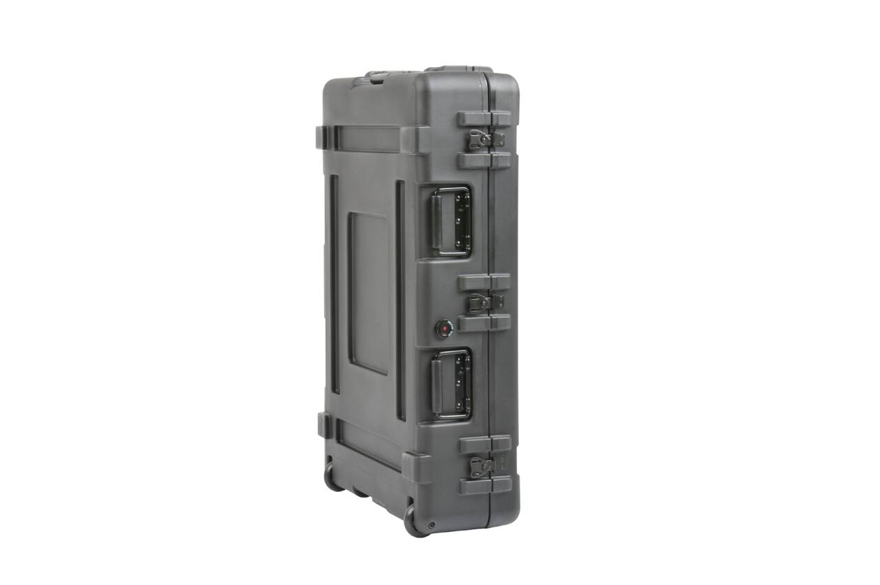 SKB - rSeries 3221-7 - Valise Étanche - Noire - avec Roulettes - Mousse Cubique