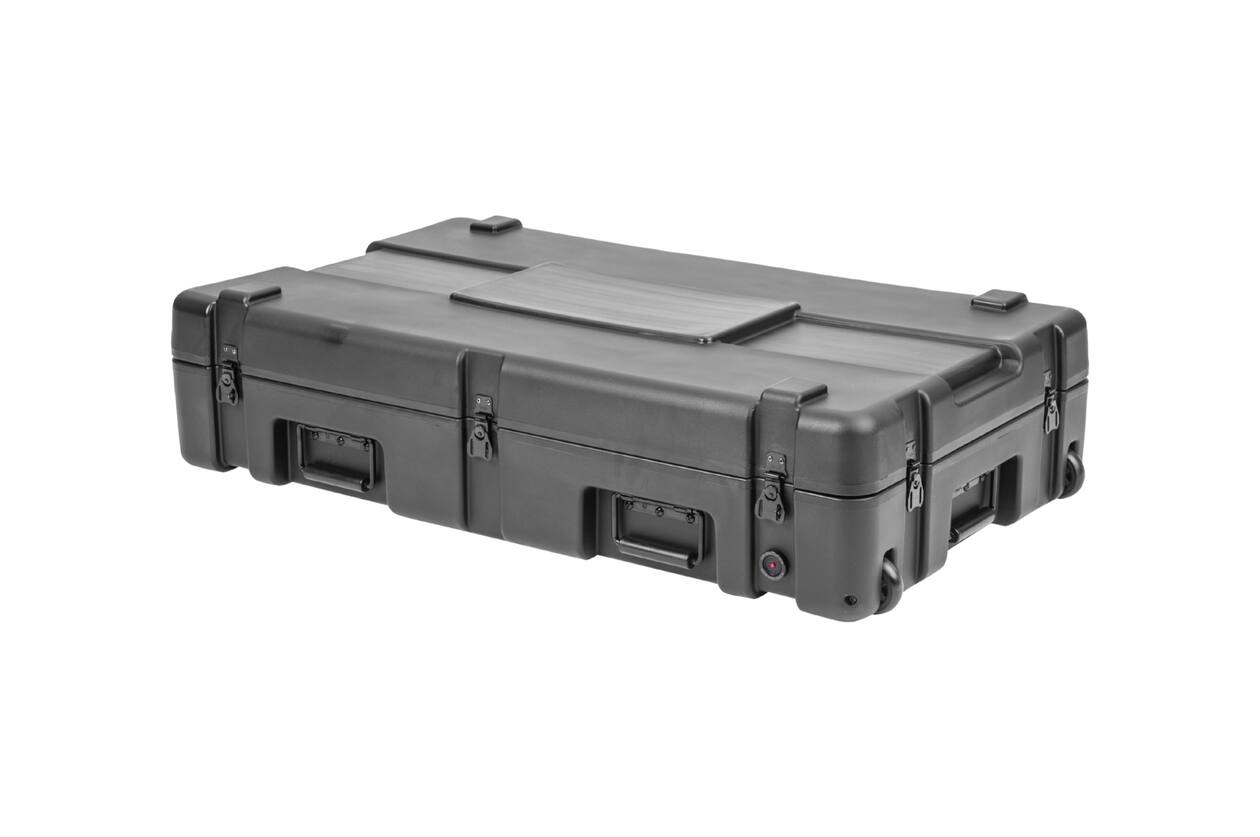 SKB - rSeries 3821-7 - Valise Étanche - Noire - avec Roulettes - Mousse Cubique