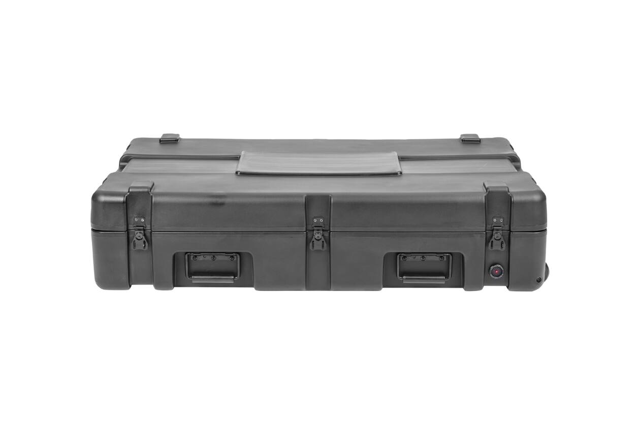 SKB - rSeries 3821-7 - Valise Étanche - Noire - avec Roulettes - Mousse Cubique