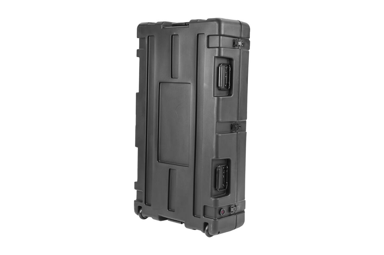 SKB - rSeries 3821-7 - Valise Étanche - Noire - avec Roulettes - Mousse Cubique