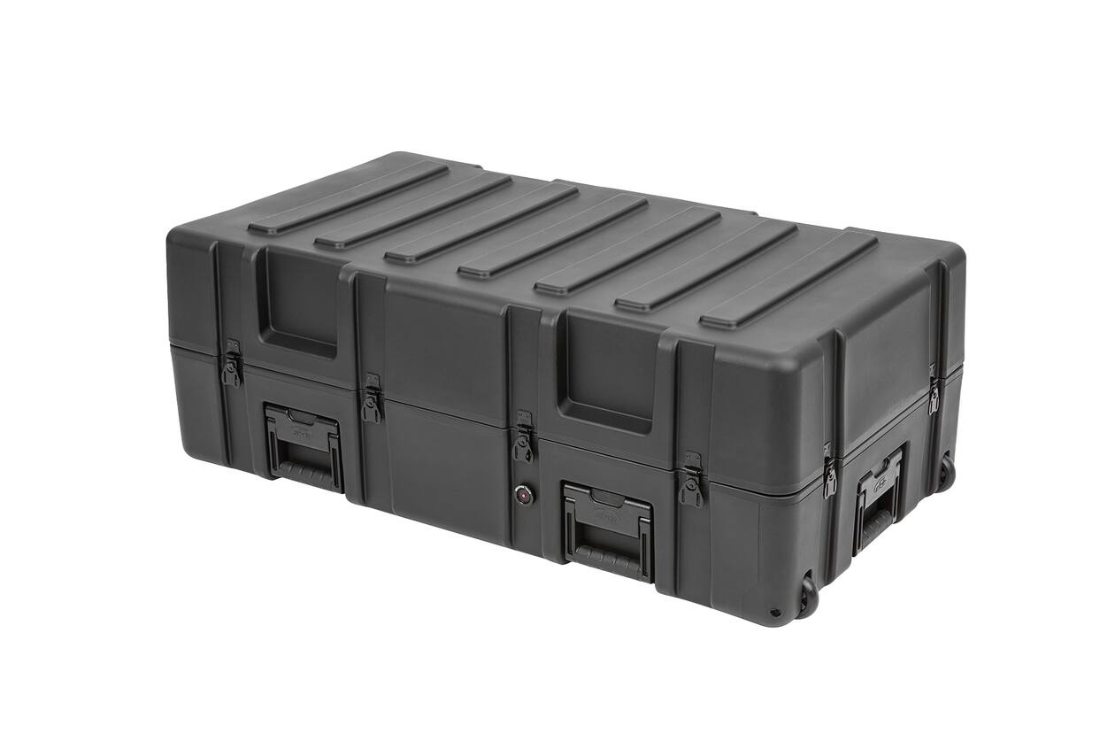 SKB - rSeries 4222-14 - Valise Étanche - Noire - avec Roulettes - Mousse à Couches