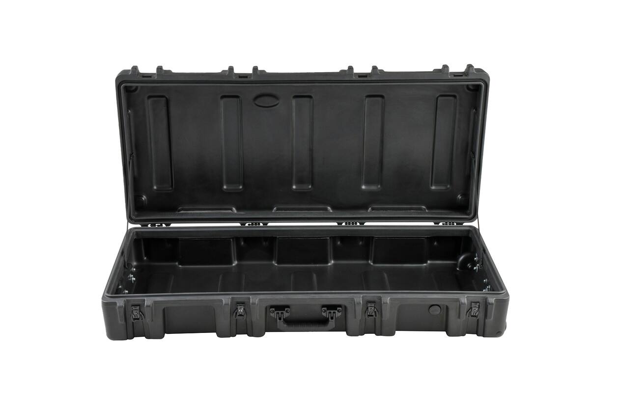 SKB - rSeries 4417-8 - Valise Étanche - Noire - Vide - avec Roulettes