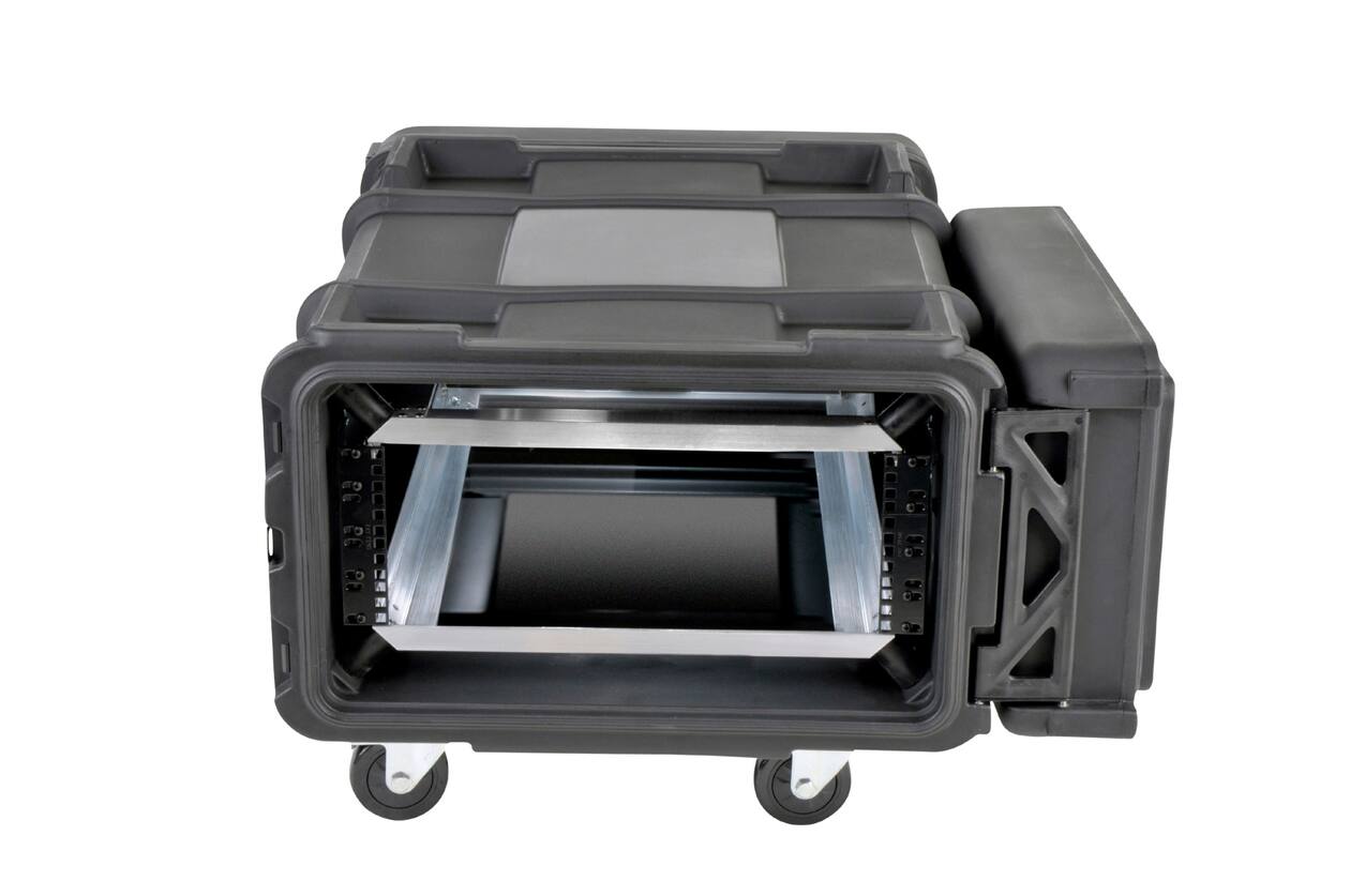 SKB - rSeries - Rack Anti-Choc 4U - Noir - 28 pouces de profondeur - avec Roulettes