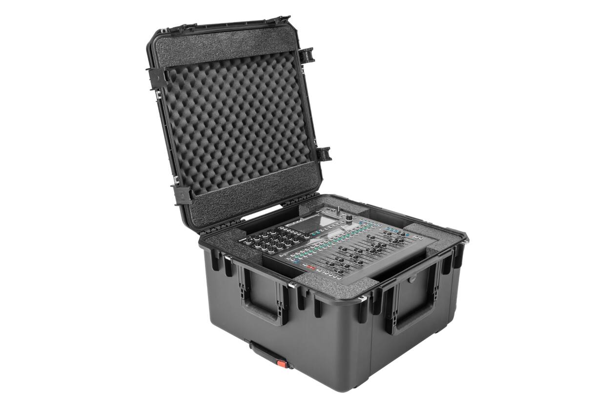 SKB - iSeries 2222-12 - Valise Étanche - Noire - Calage Allen & Heath Qu-5 / Qu-5D