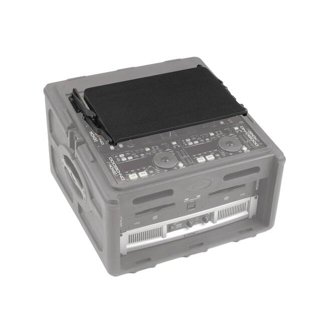 SKB - Étagère A/V de 123 cm pour Racks Inclinés 8U+