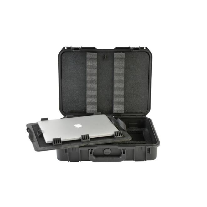 SKB - iSeries 1813-5 - Valise Étanche - Noire - Compartiment Think Tank pour Ordinateur Portable