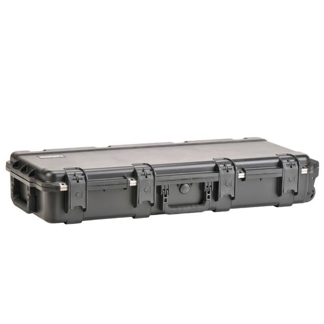 SKB - iSeries 3614-6 - Valise Étanche - Noire - Compartiment Double M4/Fusil Court