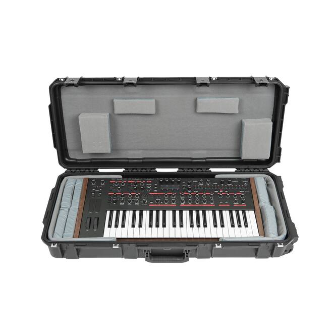 SKB - iSeries 3614-6 - Valise Étanche - Noire - Intérieur Think Tank pour Clavier 49 Notes