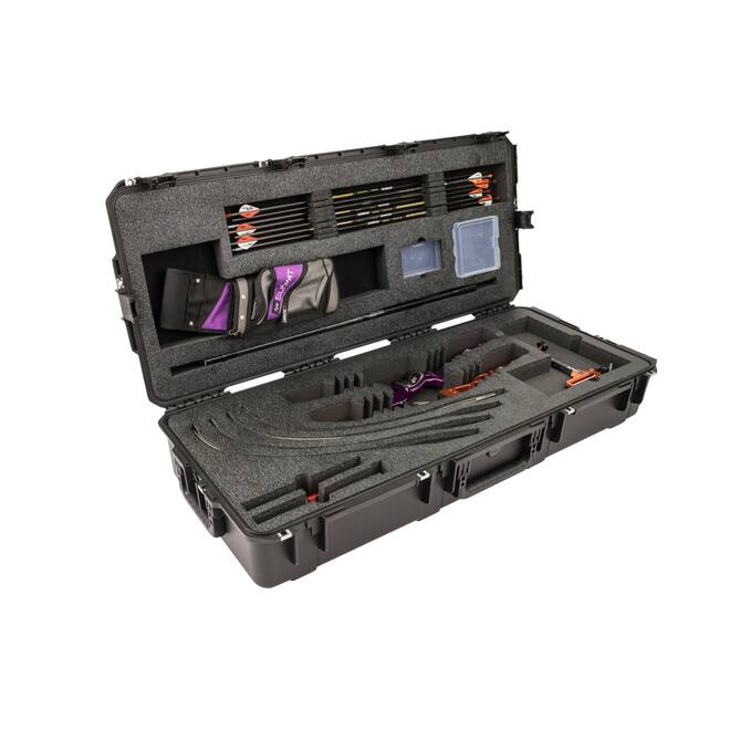 SKB - iSeries 4217-7 - Valise Étanche - Noire - Compartiment Arc Recurve Double