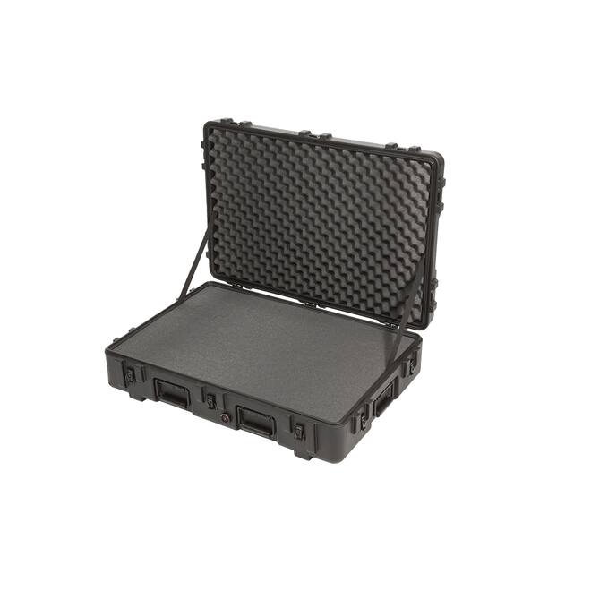 SKB - rSeries 3221-7 - Valise Étanche - Noire - avec Roulettes - Mousse Cubique