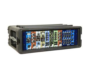 SKB - rSeries - Rack Peu Profond 3U avec Rails en Acier - 27 pouces de profondeur