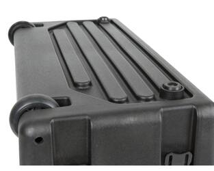 SKB - rSeries - Rack Rotomoulé 4U - avec Roulettes
