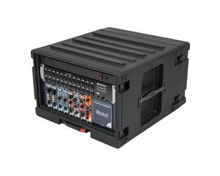 SKB - rSeries - Rack Rotomoulé 6U - avec Roulettes