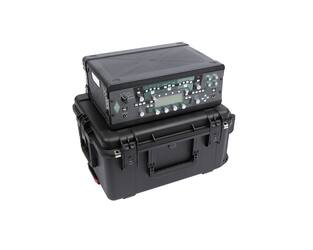 SKB - iSeries 2217-10 - Valise Étanche - Noire - Rack Amovible 3U Profond