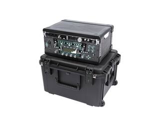 SKB - iSeries 2217-12 - Valise Étanche - Noire - Rack Amovible 4U Profond