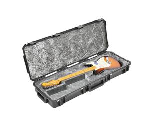 SKB - iSeries 4214-6 - Valise Étanche - Noire - Compartiment Guitare Strat/Tele