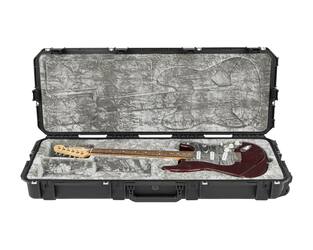 SKB - iSeries 4214-6 - Valise Étanche - Noire - Compartiment Guitare Strat/Tele
