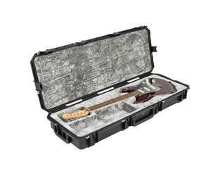 SKB - iSeries 4214-6 - Valise Étanche - Noire - Compartiment Guitare Strat/Tele