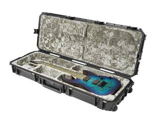 SKB - iSeries 4214 - Valise Étanche - Noire - Compartiment Guitare Électrique Open Cavity