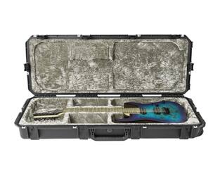 SKB - iSeries 4214 - Valise Étanche - Noire - Compartiment Guitare Électrique Open Cavity