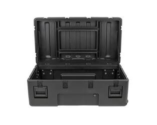 SKB - rSeries 4222-15 - Valise Étanche - Noire - avec Roulettes - Vide