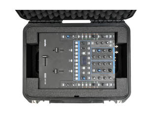 SKB - iSeries - Mallette pour table de mixage - Noir - Rane MP2015 ou Sixty-Four Inlay